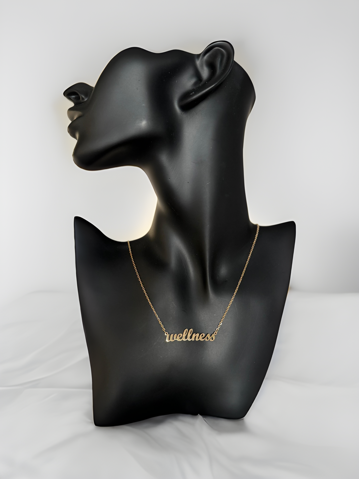 GOLDEN WELLNESS NECKLACE